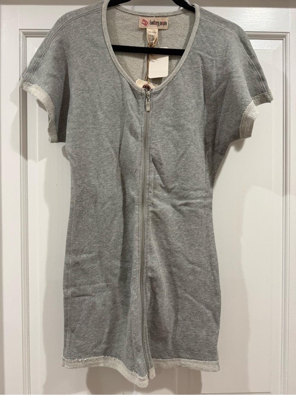 Factory People Light Grey Zip-Front Knit Top